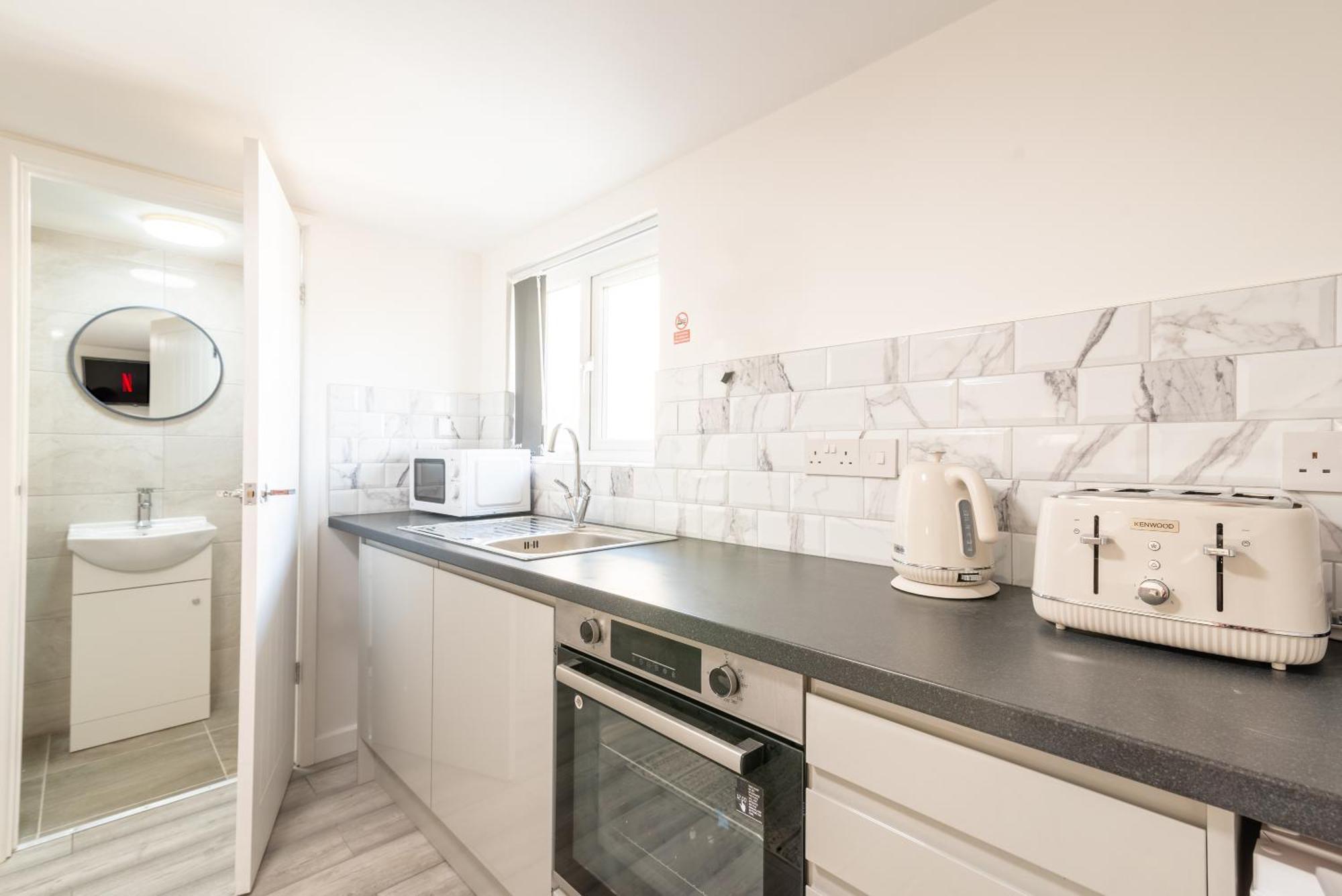 Cosy Cardiff Apartments - Garden Lounge Εξωτερικό φωτογραφία